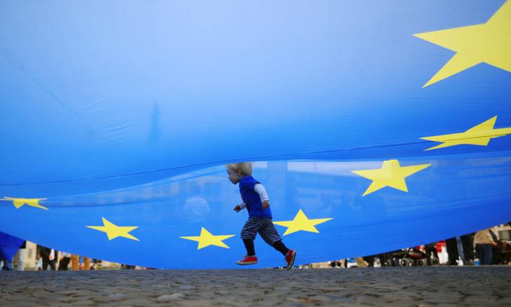 Child under EU flag
